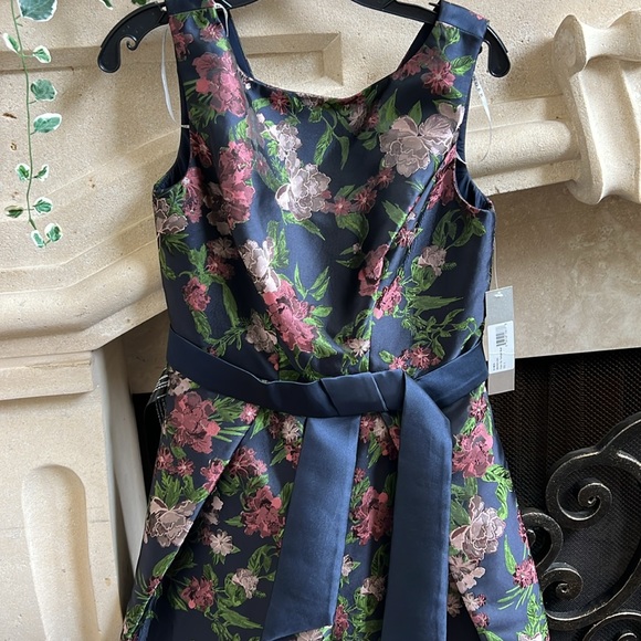 Kay Unger Genevieve Floral Gown size 6 - Picture 9 of 13